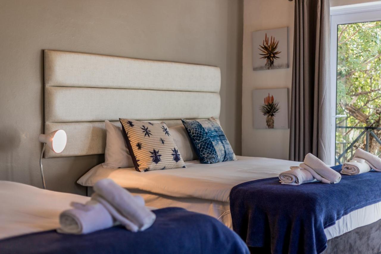 Out Of Africa Guesthouse Otjiwarongo Extérieur photo
